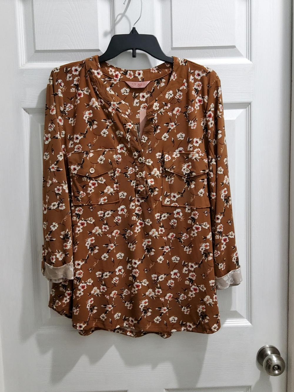 Womens Brown Floral Button-Front Blouse